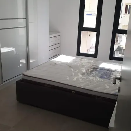 דירה Vlorabeachflat2 *